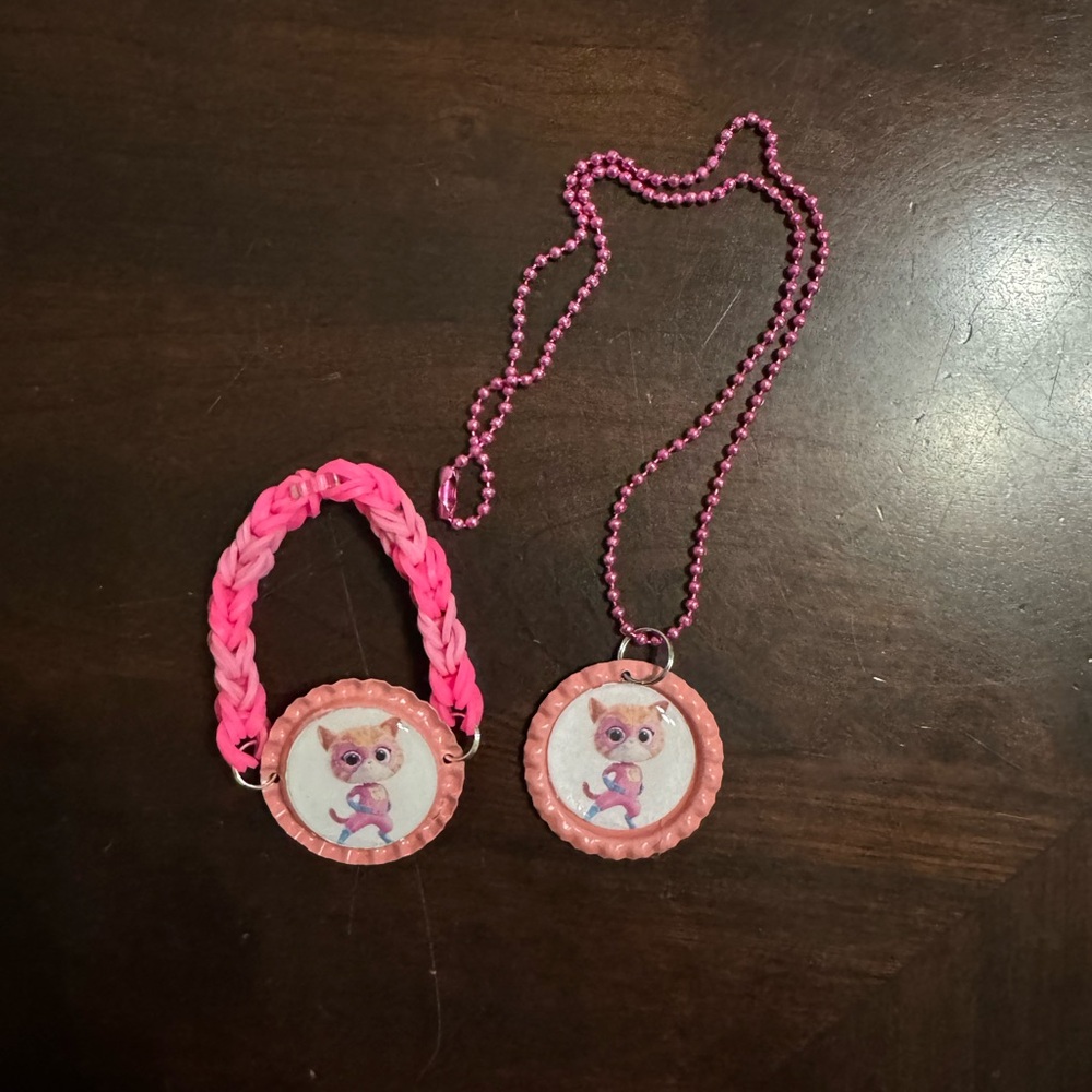 Super Kitties Ginny Bottle Cap Necklace and Bracelet